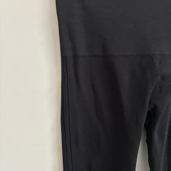 SPANX LOOK AT ME NOW SEAMLESS LEGGINGS BLACK SIZE L #FL3515 - Picture 7 of 10